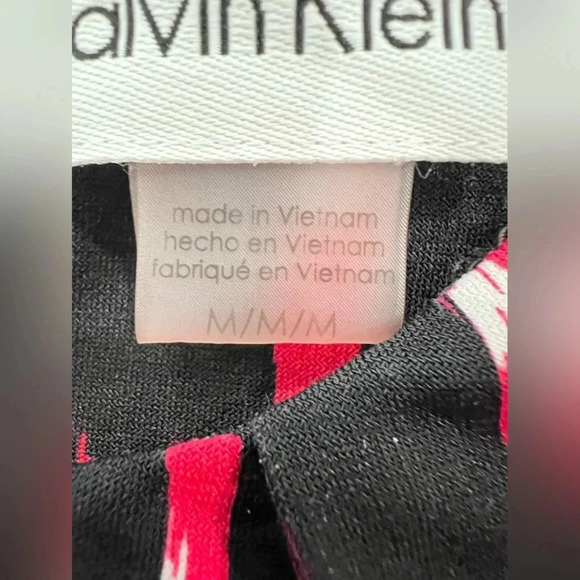 Calvin Klein Black and Fuchsia Sleeveless Blouse - Picture 10 of 14